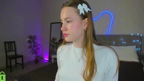 Candy online show from 12/20/25, 01:12