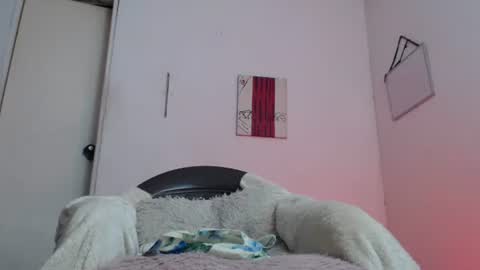 candy_cumyy1 online show from 12/22/24, 06:26