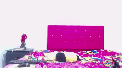 CANDY DUSTANO online show from 12/30/24, 09:08