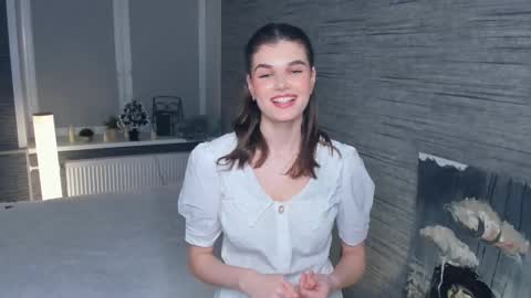 Flora online show from 01/28/25, 07:32