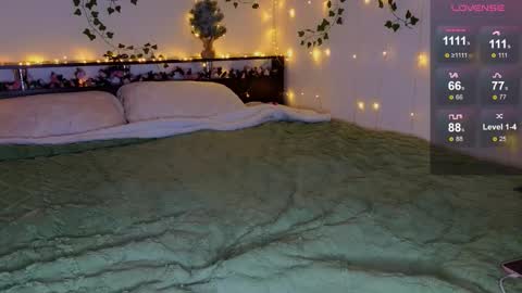 candy_flosse online show from 02/12/26, 08:20