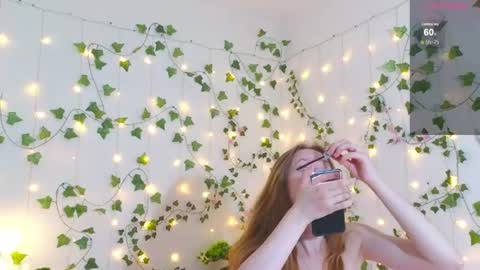 candy_flosse online show from 06/11/26, 06:00