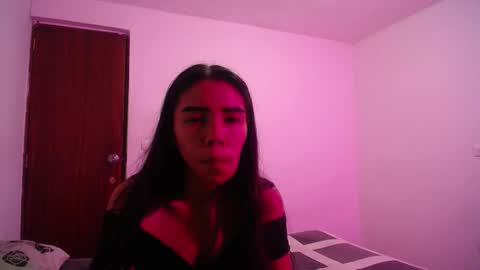 Candy  Grey online show from 10/20/25, 04:24