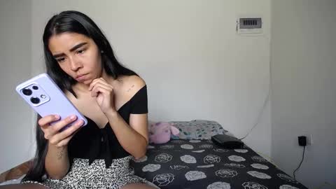 Candy  Grey online show from 11/25/25, 03:01