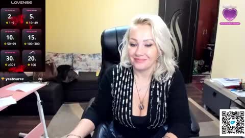 candy_hellenx online show from 12/04/24, 06:22