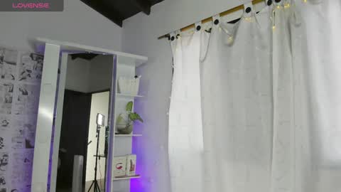 Nickol online show from 01/28/25, 10:01