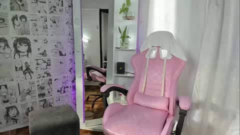 Nickol online show from 02/16/25, 09:16