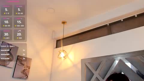 Candy hot online show from 10/23/25, 09:24