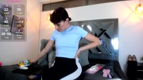 Candy hot online show from 02/02/26, 08:07