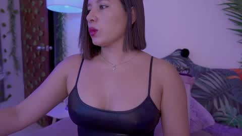 Snapshot of candy_li29 chatting on 09/21/25, 09:05 Jamie online show from 09/21/25, 09:05