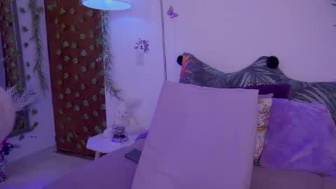 Snapshot of candy_li29 chatting on 09/28/25, 03:12 Jamie online show from 09/28/25, 03:12