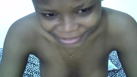 Snapshot of candy_lisah chatting on 06/18/26, 11:36 Lisa online show from 06/18/26, 11:36