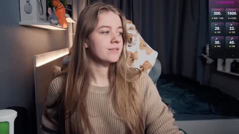 Snapshot of candy_meggie chatting on 02/01/25, 04:44 Megan online show from 02/01/25, 04:44