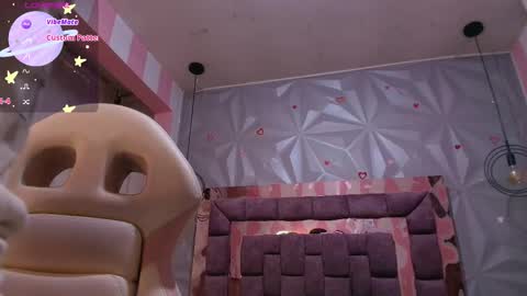 Ania online show from 10/16/25, 11:11