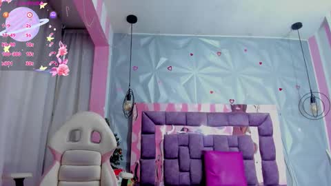 Ania online show from 12/23/25, 11:08