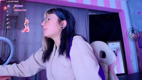 Ania online show from 04/19/26, 10:58