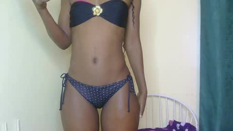 Snapshot of candy_novah chatting on 07/05/26, 11:45 NOVAH online show from 07/05/26, 11:45
