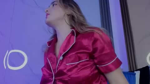 Snapshot of candy_plus chatting on 02/05/26, 07:18 Candy plus online show from 02/05/26, 07:18