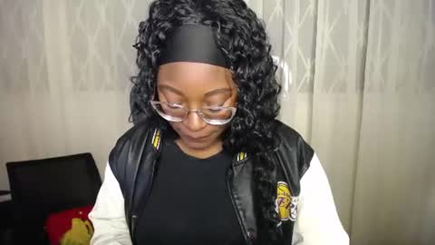 Snapshot of candy_williamss chatting on 07/03/26, 01:01 cataleya online show from 07/03/26, 01:01