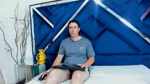 candyandsteven online show from 09/11/25, 02:33