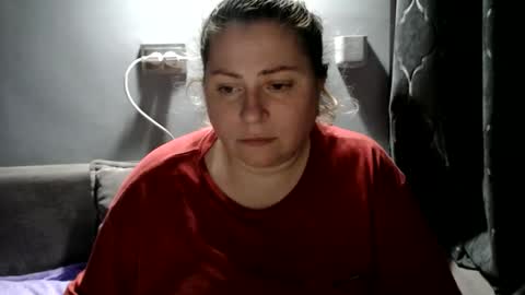 Laura online show from 09/24/25, 10:57