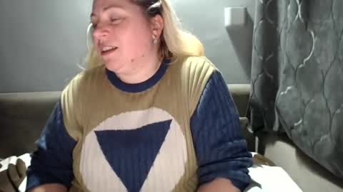 Laura online show from 10/16/25, 05:58