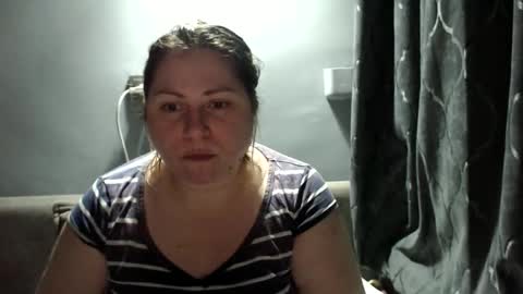 Laura online show from 11/22/25, 07:02