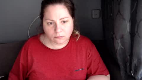 Laura online show from 06/14/26, 10:28