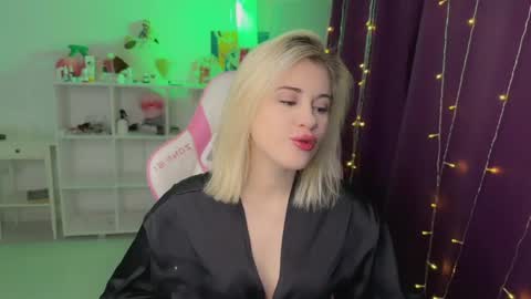 You can call me HH online show from 12/15/25, 05:39