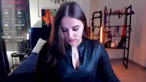 Sofia online show from 11/11/25, 12:54