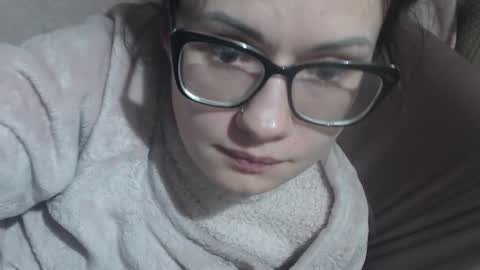 say meow and send tip  online show from 02/13/26, 11:23