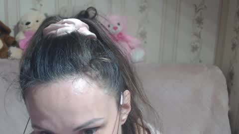 say meow and send tip  online show from 04/04/26, 02:58