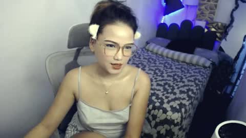 leahlex 3 online show from 06/18/26, 12:31