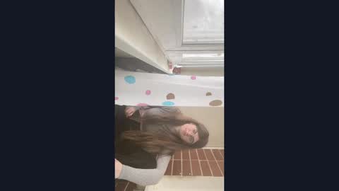 Kate online show from 03/30/26, 06:25