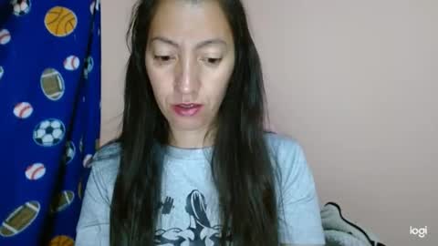 Snapshot of candymilfff chatting on 05/10/26, 01:05 candymilfff online show from 05/10/26, 01:05