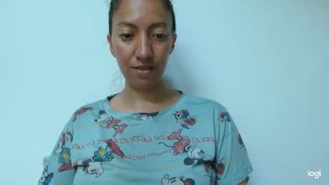 Snapshot of candymilfff chatting on 06/02/26, 03:36 candymilfff online show from 06/02/26, 03:36