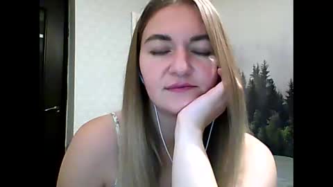 Daisy online show from 10/09/25, 08:40