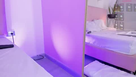 Snapshot of candyslut__ chatting on 02/28/26, 08:32 candyslut__ online show from 02/28/26, 08:32