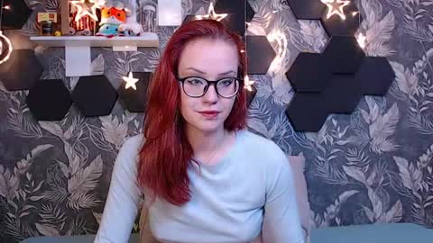 Mia online show from 05/08/26, 03:01