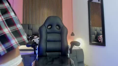 Canela online show from 11/27/25, 11:07