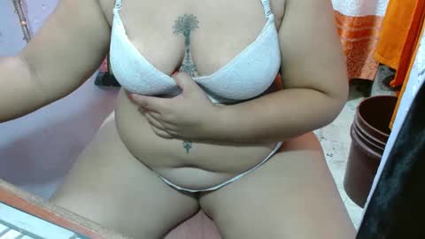 CanelaCollins online show from 09/14/25, 05:06