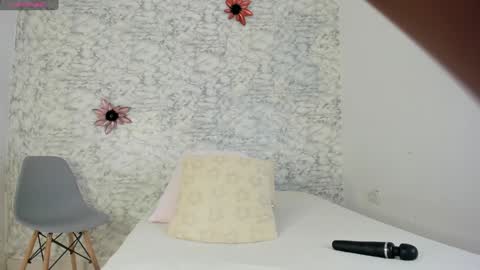 Canhela online show from 01/12/25, 01:32