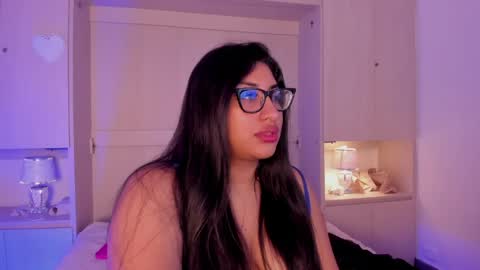 GABRIELA LOPEZ online show from 03/31/26, 09:04