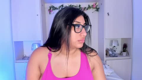 GABRIELA LOPEZ online show from 04/02/26, 07:55