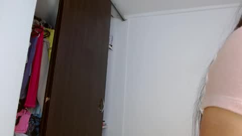 Snapshot of cannela_sweett chatting on 05/04/26, 02:35 cannela sweet online show from 05/04/26, 02:35