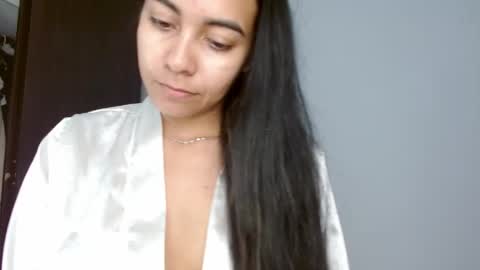 Snapshot of cannela_sweett chatting on 05/25/26, 01:39 cannela sweet online show from 05/25/26, 01:39