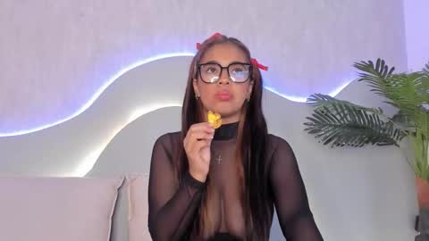 Snapshot of cannelasmith chatting on 02/07/26, 06:11 cannelasmith online show from 02/07/26, 06:11