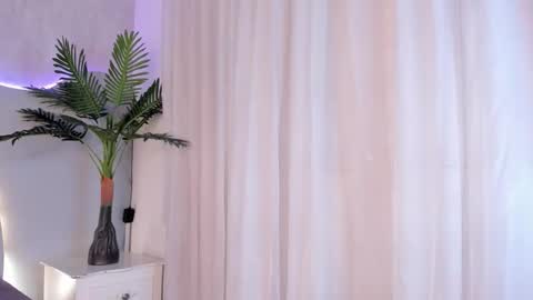 Snapshot of cannelasmith chatting on 02/22/26, 01:20 cannelasmith online show from 02/22/26, 01:20