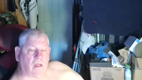 canoelicker69 online show from 09/13/25, 07:57