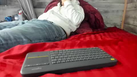 canuk1983 online show from 02/23/25, 02:04